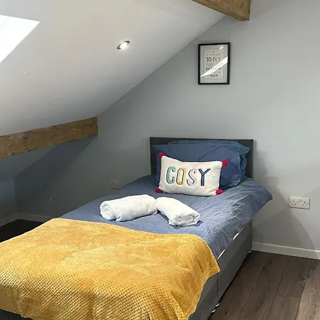 Apartment Peaceful Nr Roundhay Park Leeds (West Yorkshire)