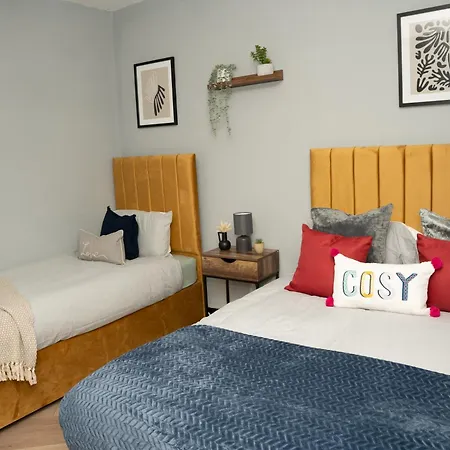 Peaceful Nr Roundhay Park Apartment *
